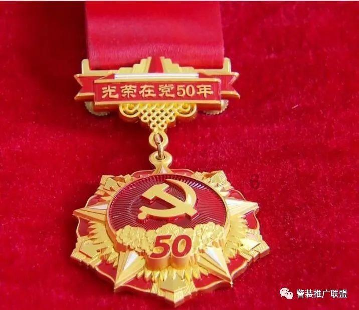 你遇到过贩卖焦虑的教育自媒体吗？对于他们的行为你是怎么看的？游戏画面